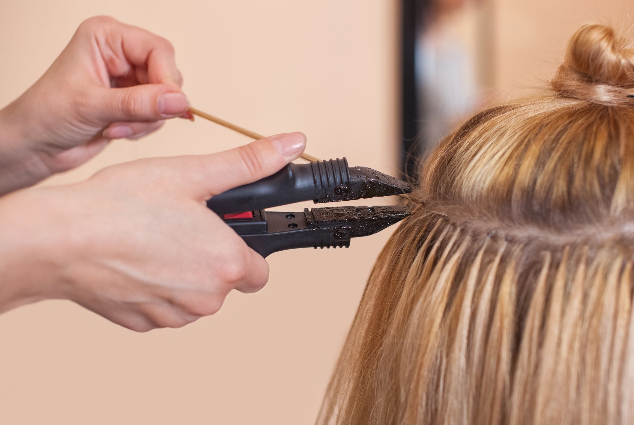 Belleza capilar con pelo humano natural: Servicios de Centros Miss Mejores Uñas - Chueca (Madrid) Belleza capilar con pelo humano natural: Servicios de Centros Miss Mejores Uñas - Chueca (Madrid)