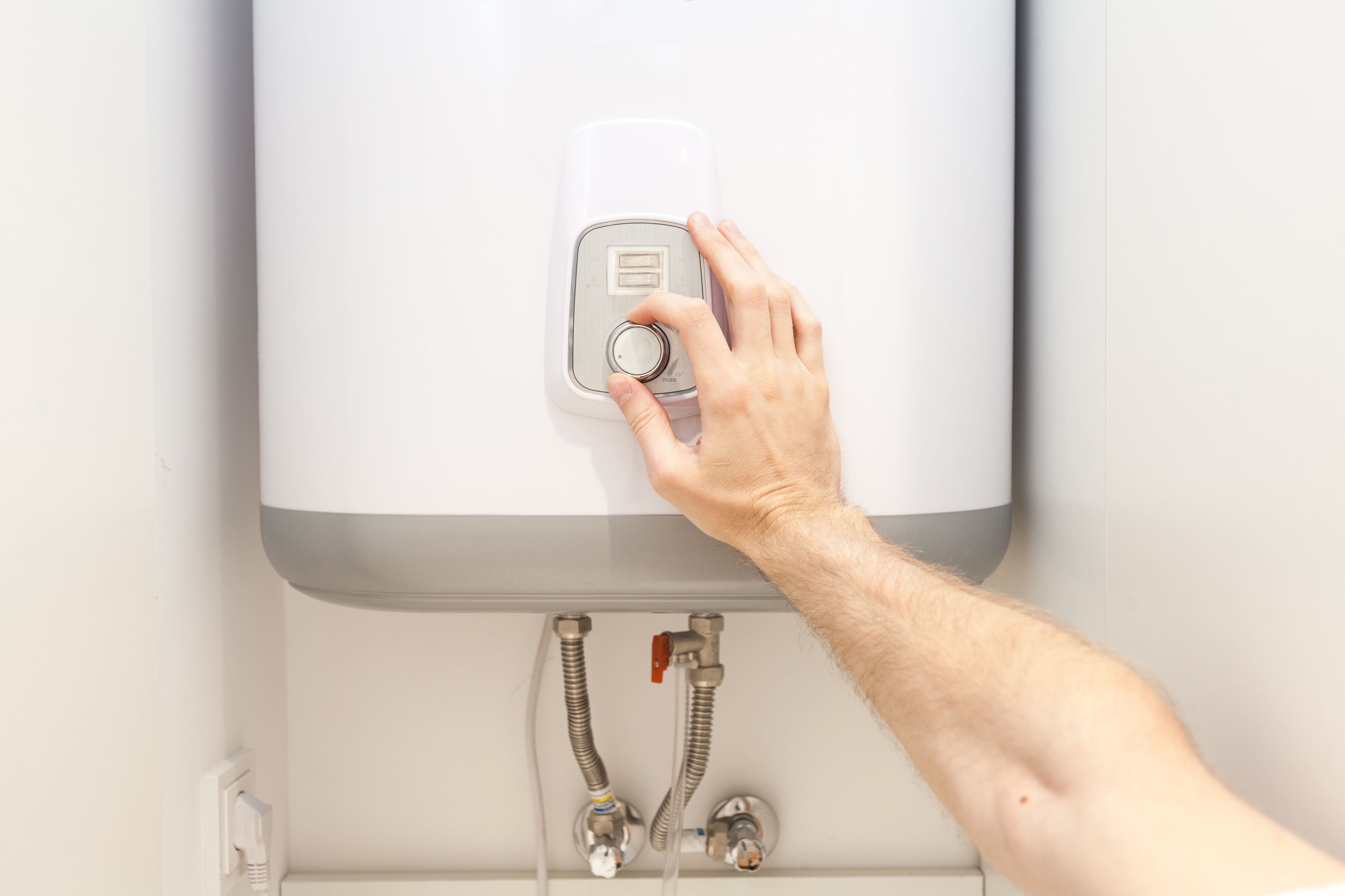 Calderas y termos eléctricos: Servicios de Sanitarios Fernández Calderas y termos eléctricos: Servicios de Sanitarios Fernández