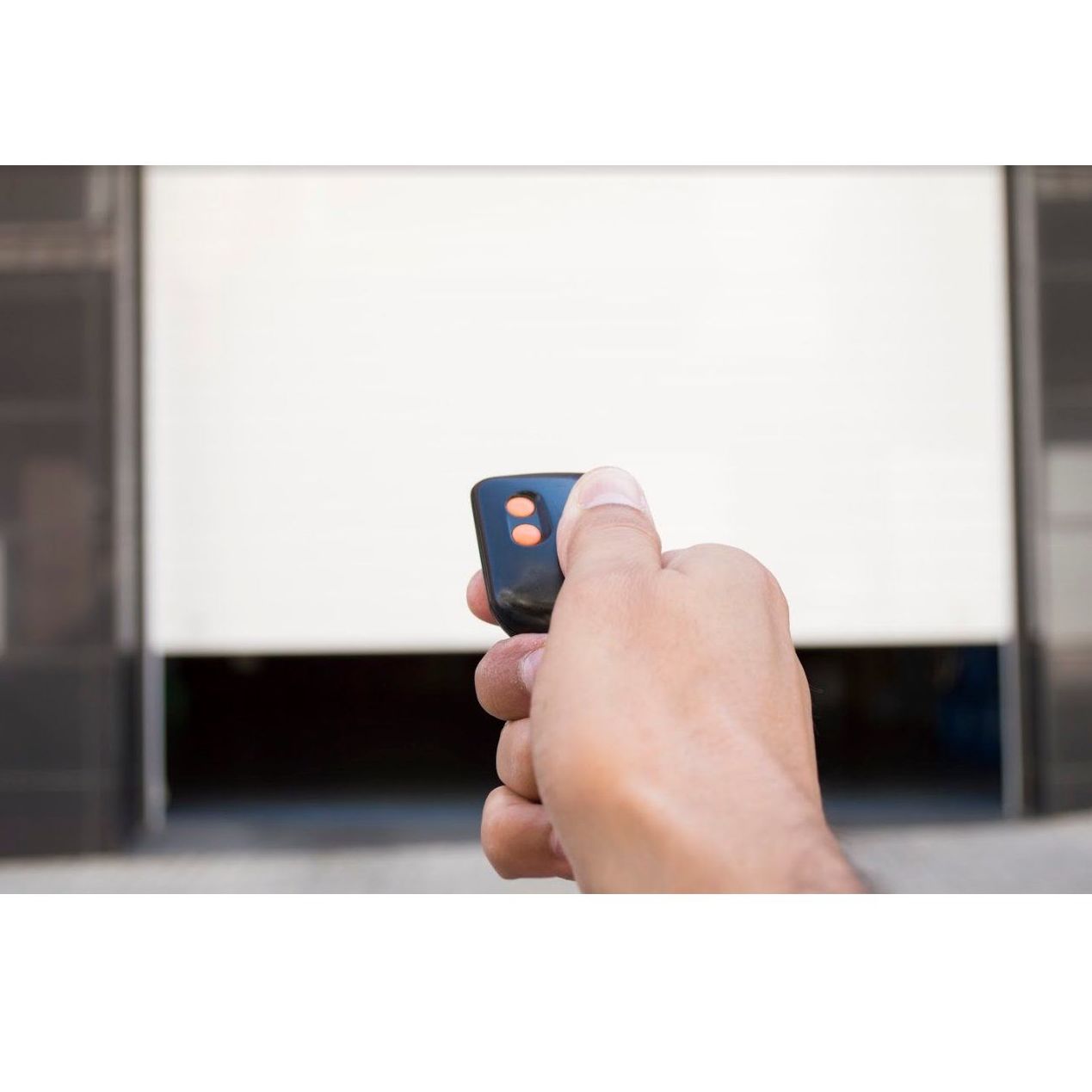 Automatismos: Servicios de Cerrajería Alonso 2000 S. L. Automatismos: Servicios de Cerrajería Alonso 2000 S. L.