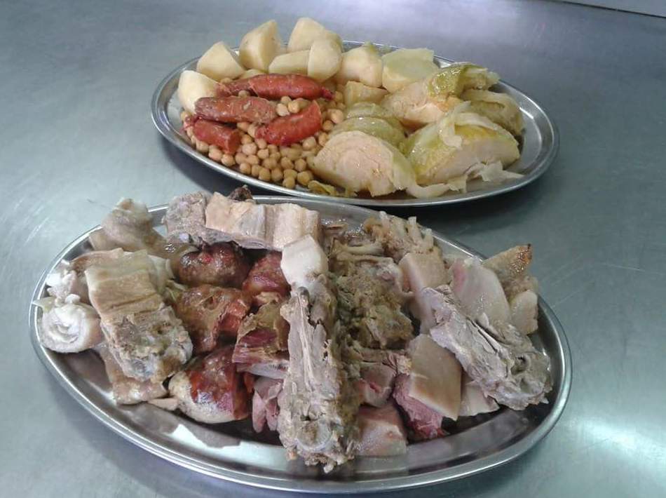 Sopas frías y calientes: Carta de Verna's Restaurante Sopas frías y calientes: Carta de Verna's Restaurante