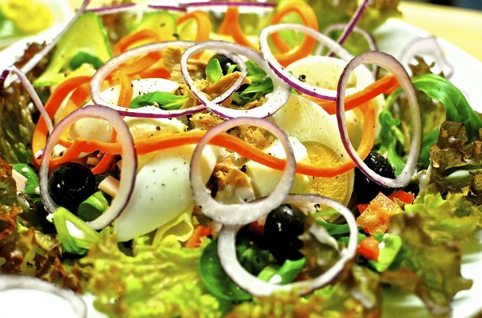 Ensaladas: Carta de Verna's Restaurante Ensaladas: Carta de Verna's Restaurante