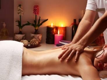 Masajes relajantes: Tratamientos de Estética y Aparatología Ángela Bou Masajes relajantes: Tratamientos de Estética y Aparatología Ángela Bou