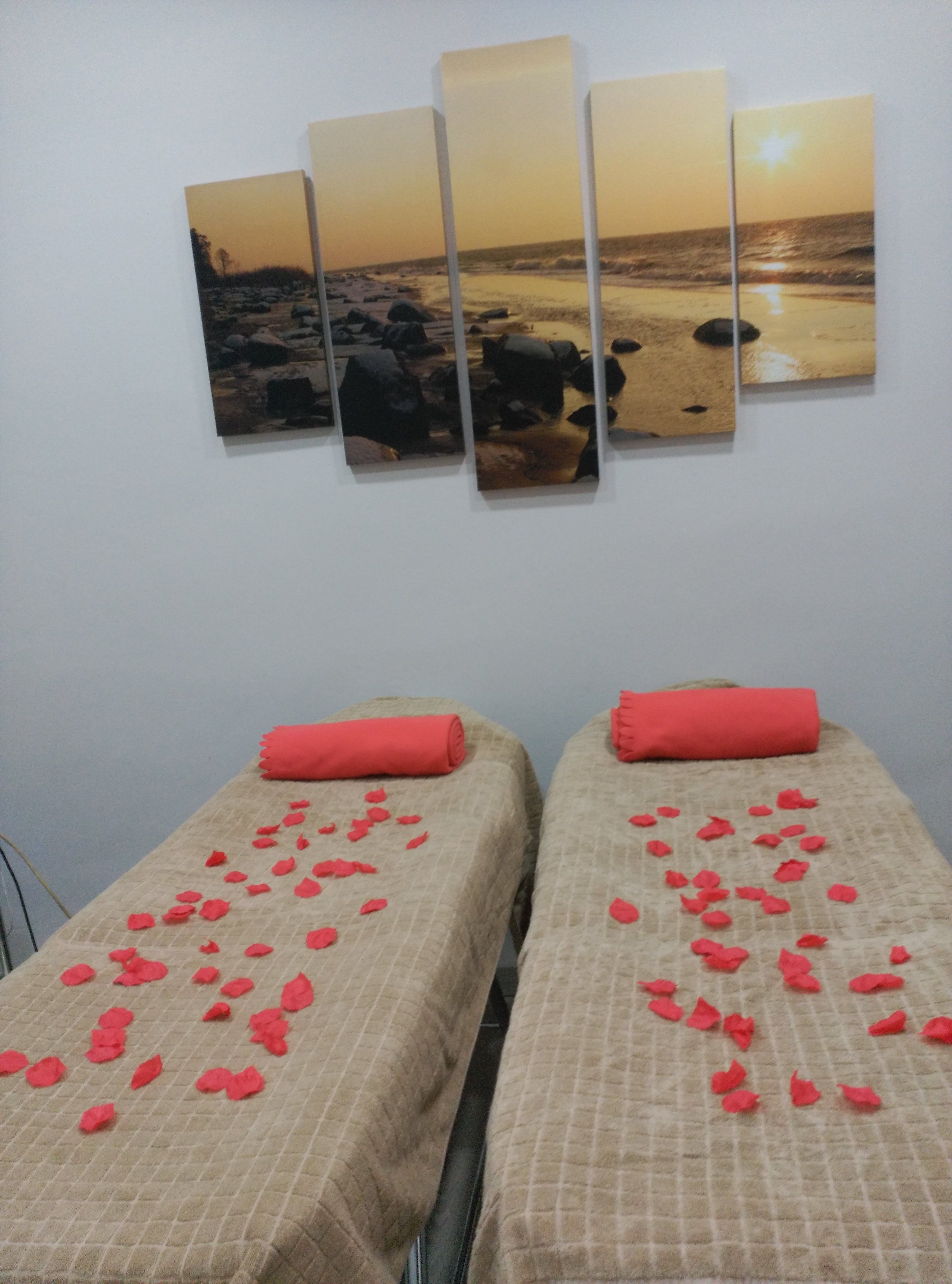 Masajes relajantes: Tratamientos de Estética y Aparatología Ángela Bou Masajes relajantes: Tratamientos de Estética y Aparatología Ángela Bou