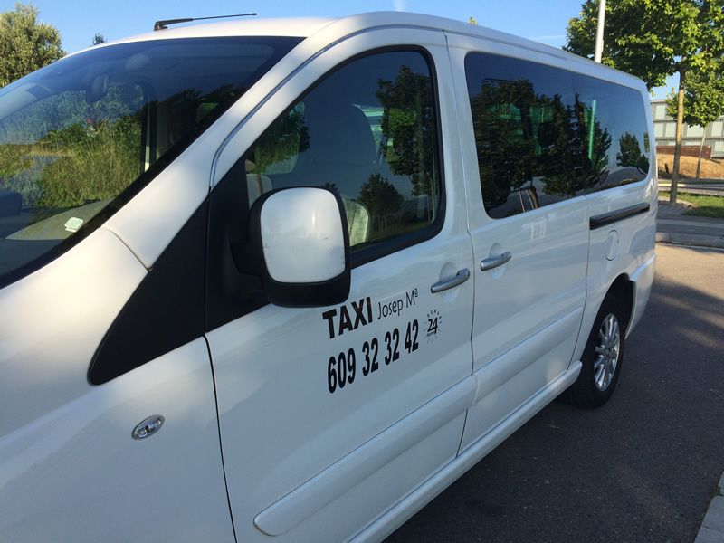 Aeropuertos y puertos del territorio nacional: Servicios de Taxi Josep María Aeropuertos y puertos del territorio nacional: Servicios de Taxi Josep María