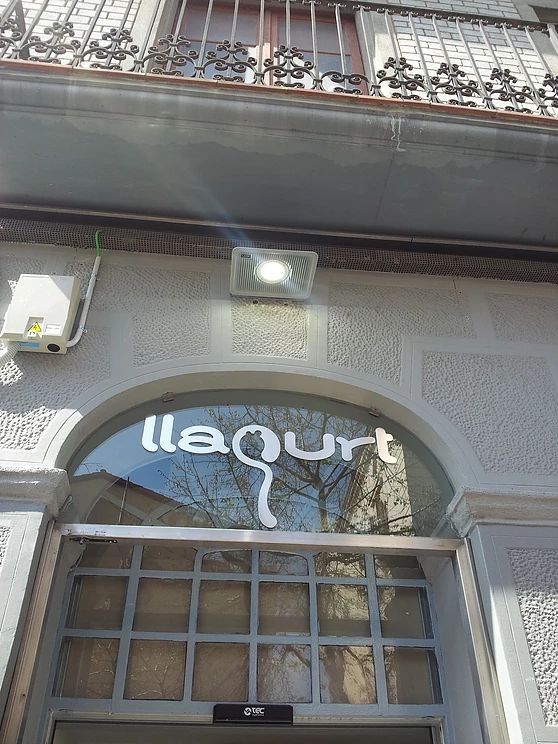 Proyecto LLAGURT: Servicios y trabajos de AC Barcelona Proyecto LLAGURT: Servicios y trabajos de AC Barcelona