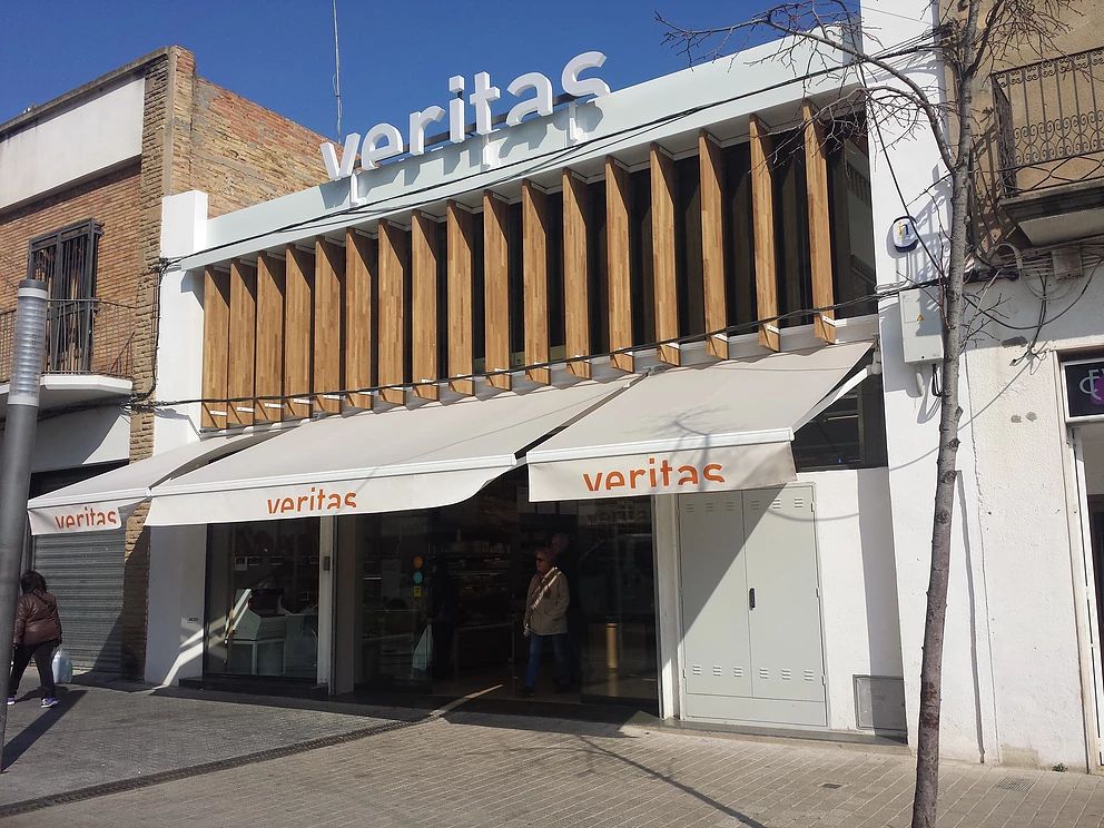 Proyecto VERITAS: Servicios y trabajos de AC Barcelona Proyecto VERITAS: Servicios y trabajos de AC Barcelona