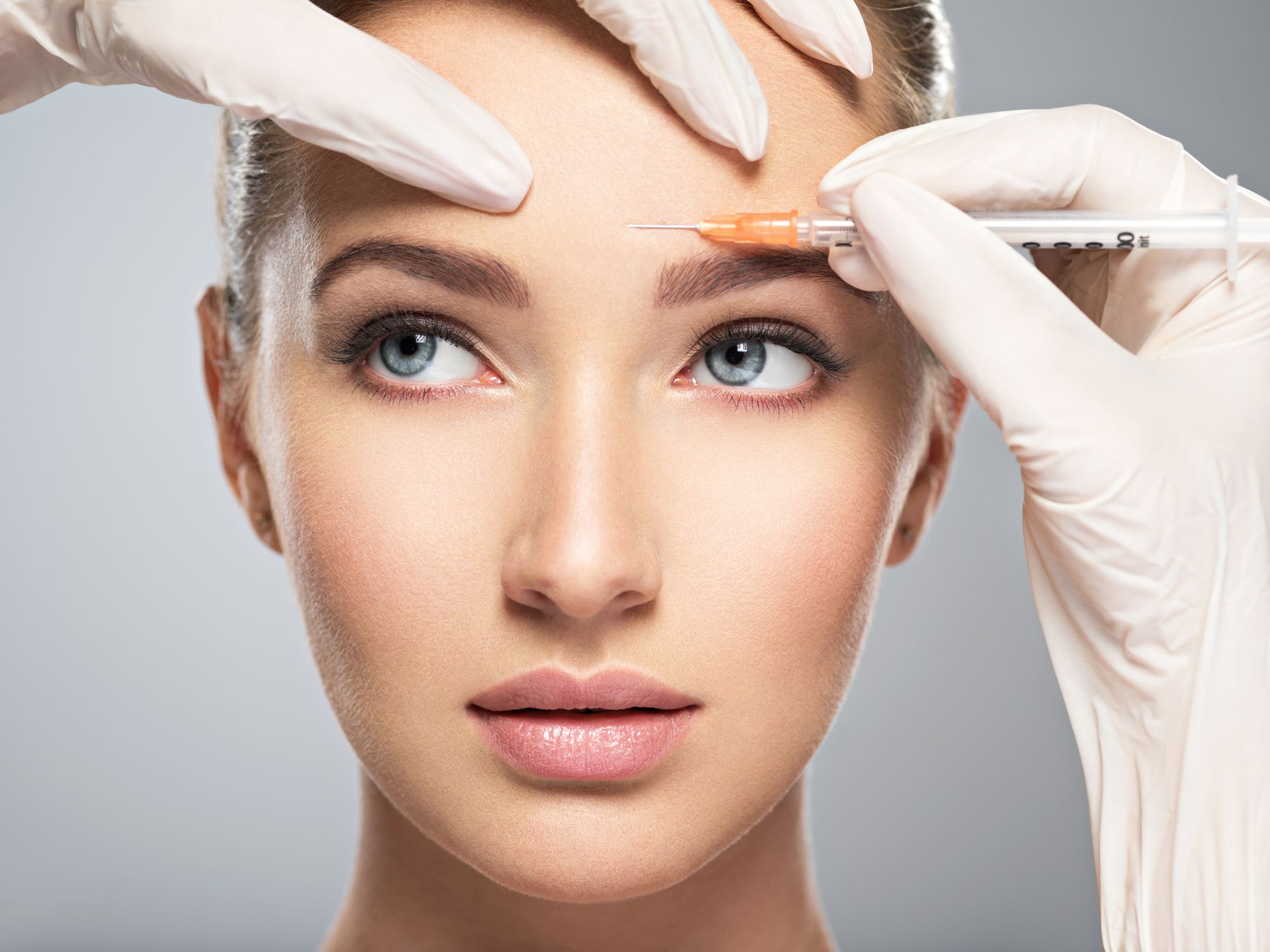 Toxina Botulínica: M. Estética y Aparatología de Clariss Centro Médico Estético Toxina Botulínica: M. Estética y Aparatología de Clariss Centro Médico Estético