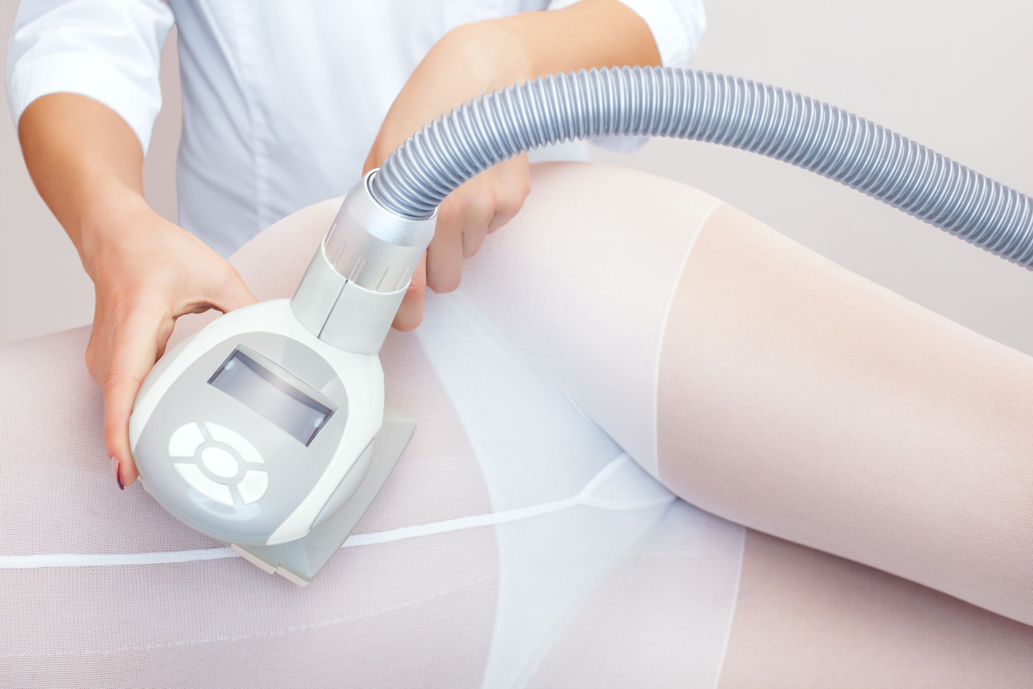 Vacumterapia (LPG): M. Estética y Aparatología de Clariss Centro Médico Estético Vacumterapia (LPG): M. Estética y Aparatología de Clariss Centro Médico Estético