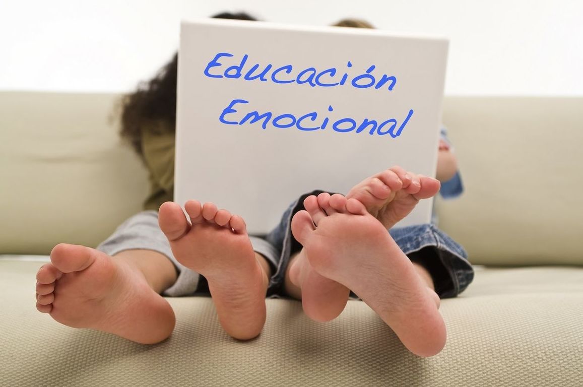 Talleres de educación emocional: Servicios de Psicóloga Helga Puerta Talleres de educación emocional: Servicios de Psicóloga Helga Puerta