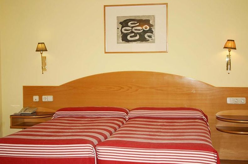 HABITACIONES: Catálogo de Hotel Diana Plus (C.T.M.) HABITACIONES: Catálogo de Hotel Diana Plus (C.T.M.)