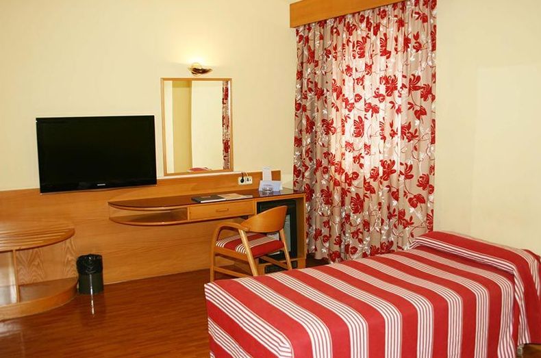 HABITACIONES: Catálogo de Hotel Diana Plus (C.T.M.) HABITACIONES: Catálogo de Hotel Diana Plus (C.T.M.)
