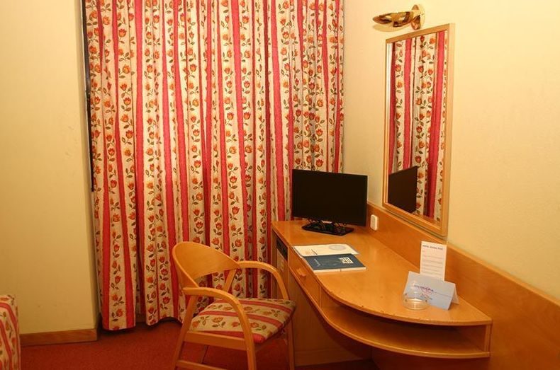 HABITACIONES: Catálogo de Hotel Diana Plus (C.T.M.) HABITACIONES: Catálogo de Hotel Diana Plus (C.T.M.)