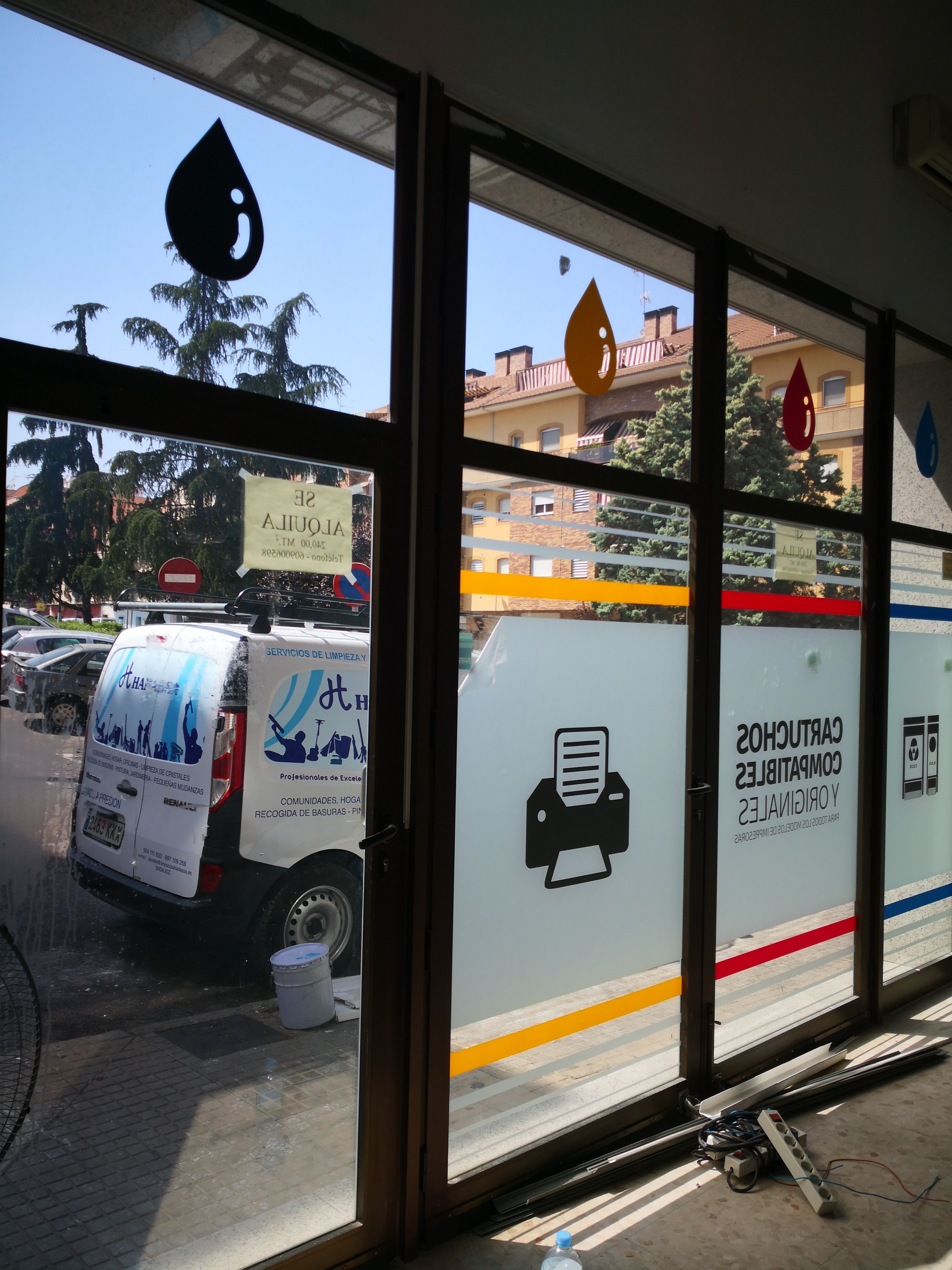 Limpieza de comunidades de vecinos, hogar, oficinas, locales, garajes, etc: Servicios de Limpiezas Hadassa Limpieza de comunidades de vecinos, hogar, oficinas, locales, garajes, etc: Servicios de Limpiezas Hadassa