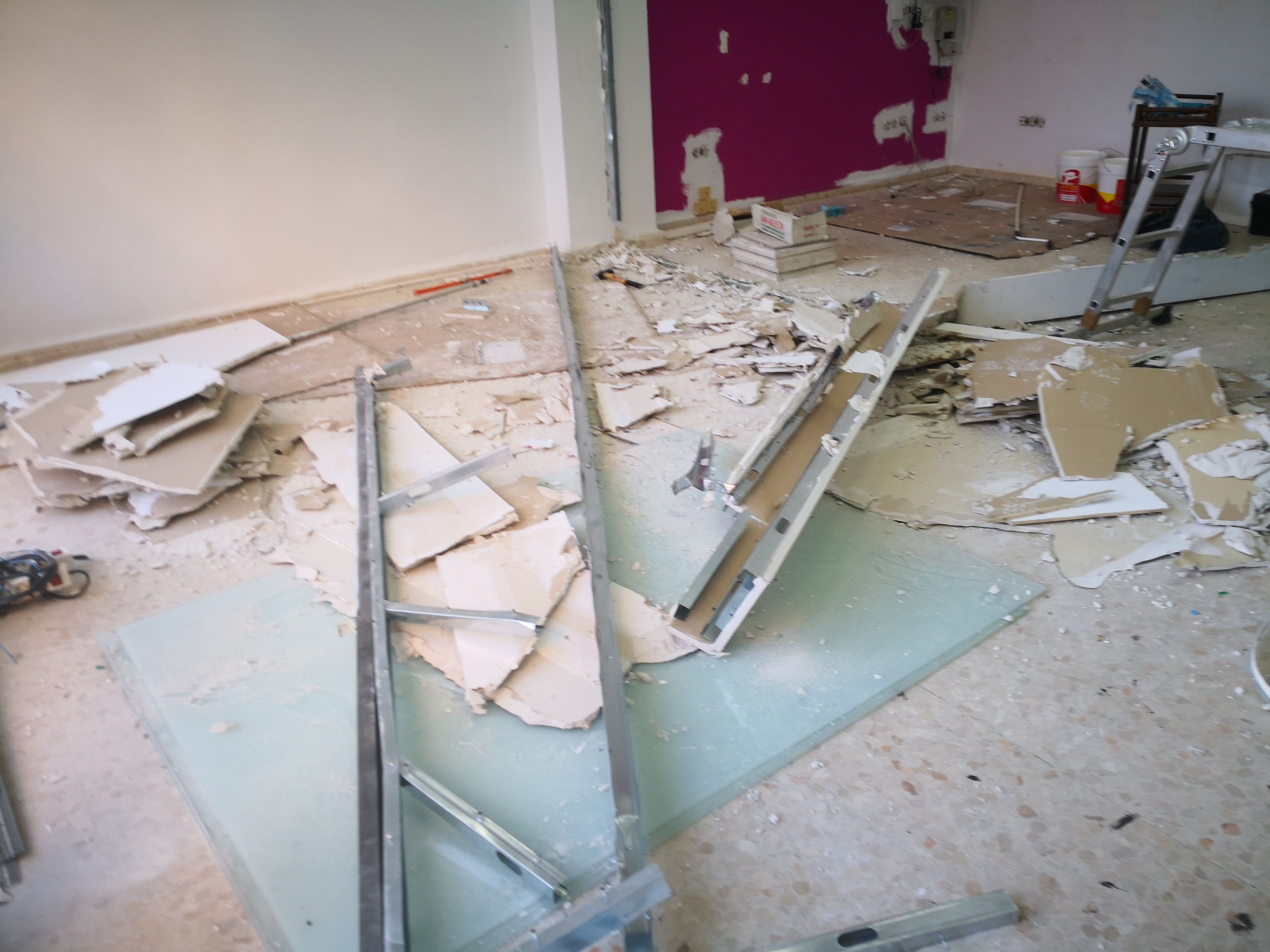 Limpieza y pintura de locales: Servicios de Limpiezas Hadassa Limpieza y pintura de locales: Servicios de Limpiezas Hadassa