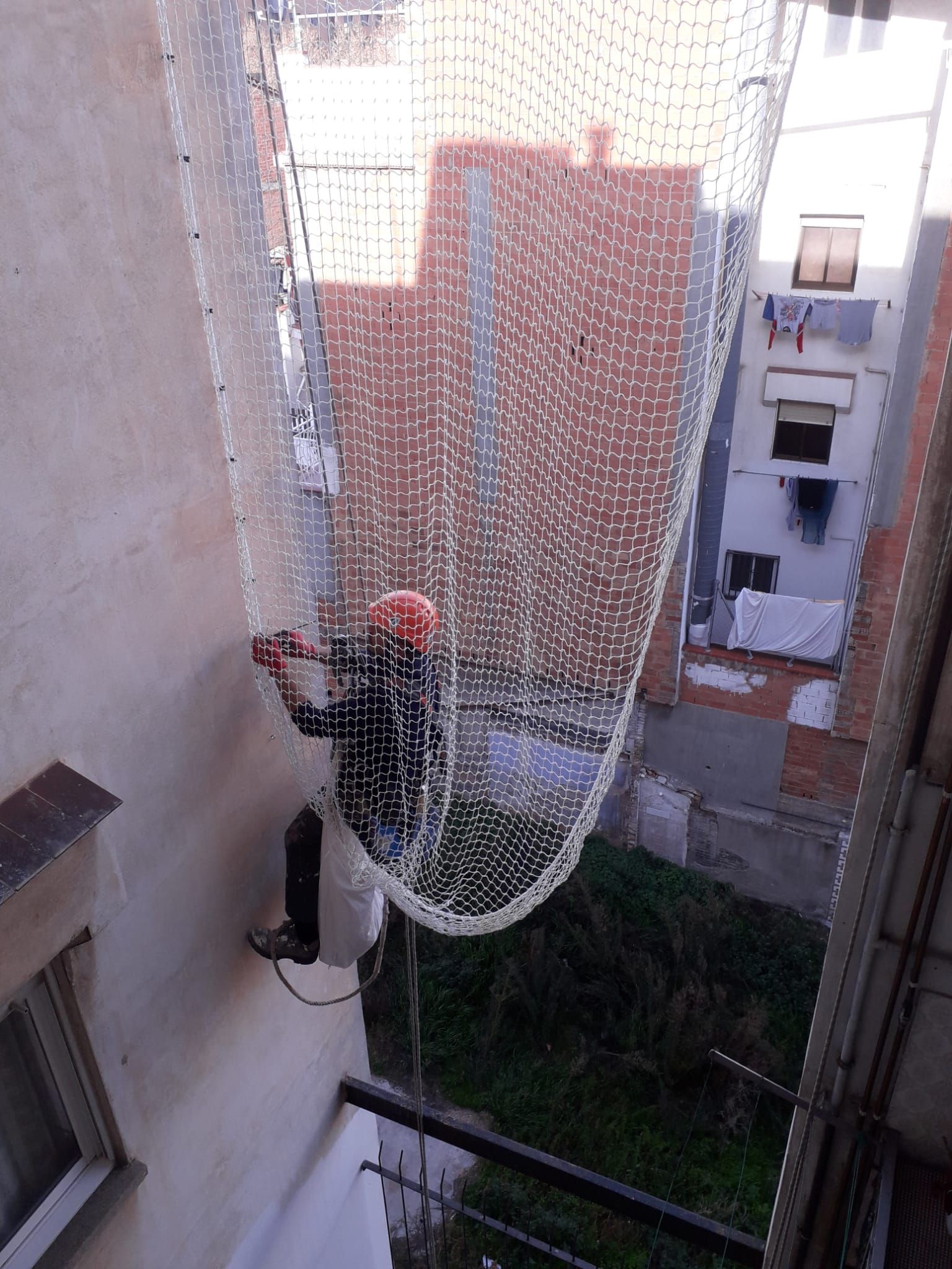 Trabajos verticales: Servicios de Fresgrup Trabajos verticales: Servicios de Fresgrup