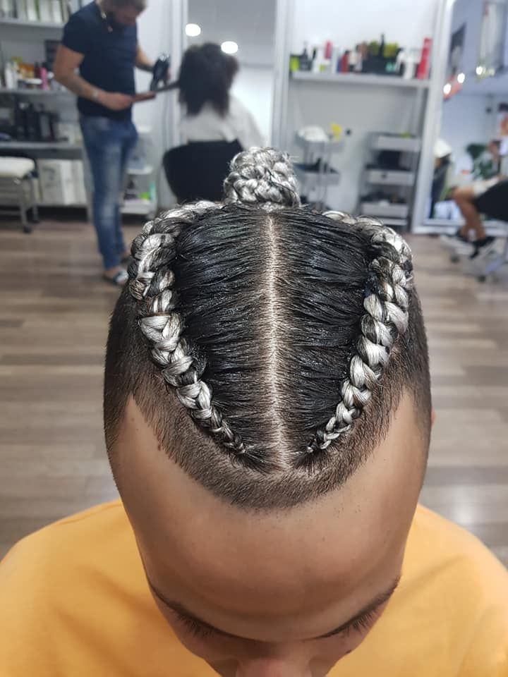 Peluquería unisex: Servicios de Afro Tina Granada Peluquería unisex: Servicios de Afro Tina Granada