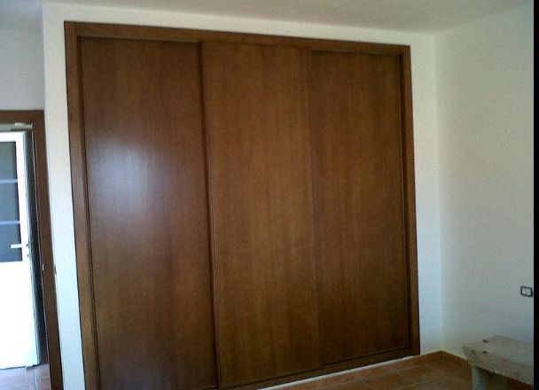 Armarios empotrados: Servicios de Carpintería Madecor Armarios empotrados: Servicios de Carpintería Madecor