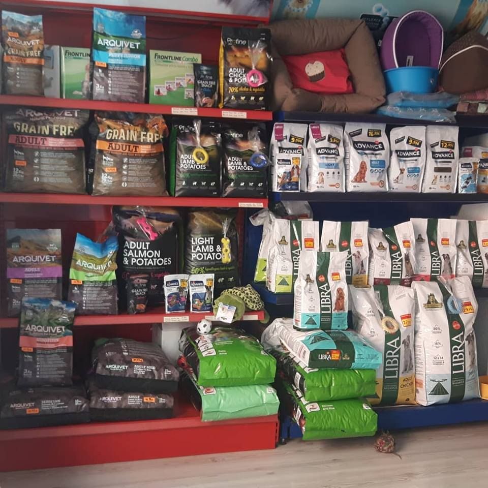 Alimentación: Servicios de Lobito's Peluquería Canina Alimentación: Servicios de Lobito's Peluquería Canina