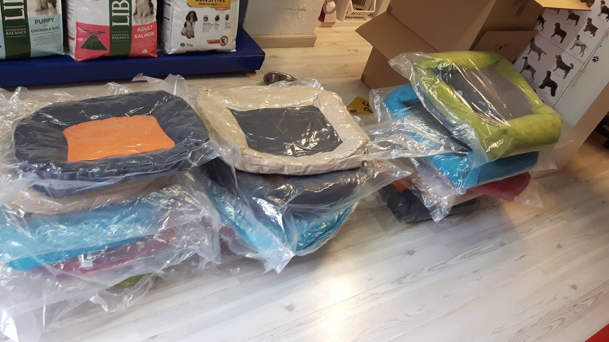 Camas: Servicios de Lobito's Peluquería Canina Camas: Servicios de Lobito's Peluquería Canina