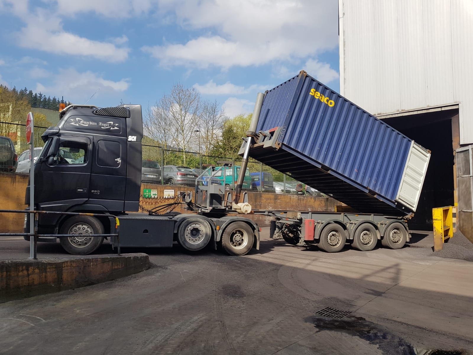 Otros contenedores: Servicios de Transportes Biotrans Garraioak Otros contenedores: Servicios de Transportes Biotrans Garraioak