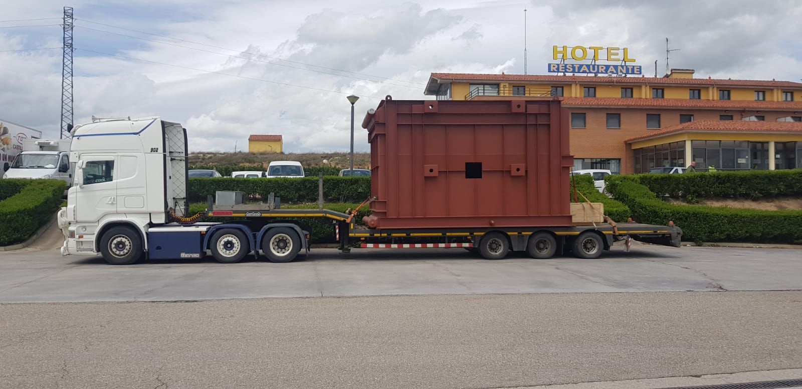 Otros contenedores: Servicios de Transportes Biotrans Garraioak Otros contenedores: Servicios de Transportes Biotrans Garraioak