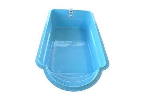 Piscina modelo Roma 6: Catálogo de productos de Poliéster La Zarzuela Piscina modelo Roma 6: Catálogo de productos de Poliéster La Zarzuela