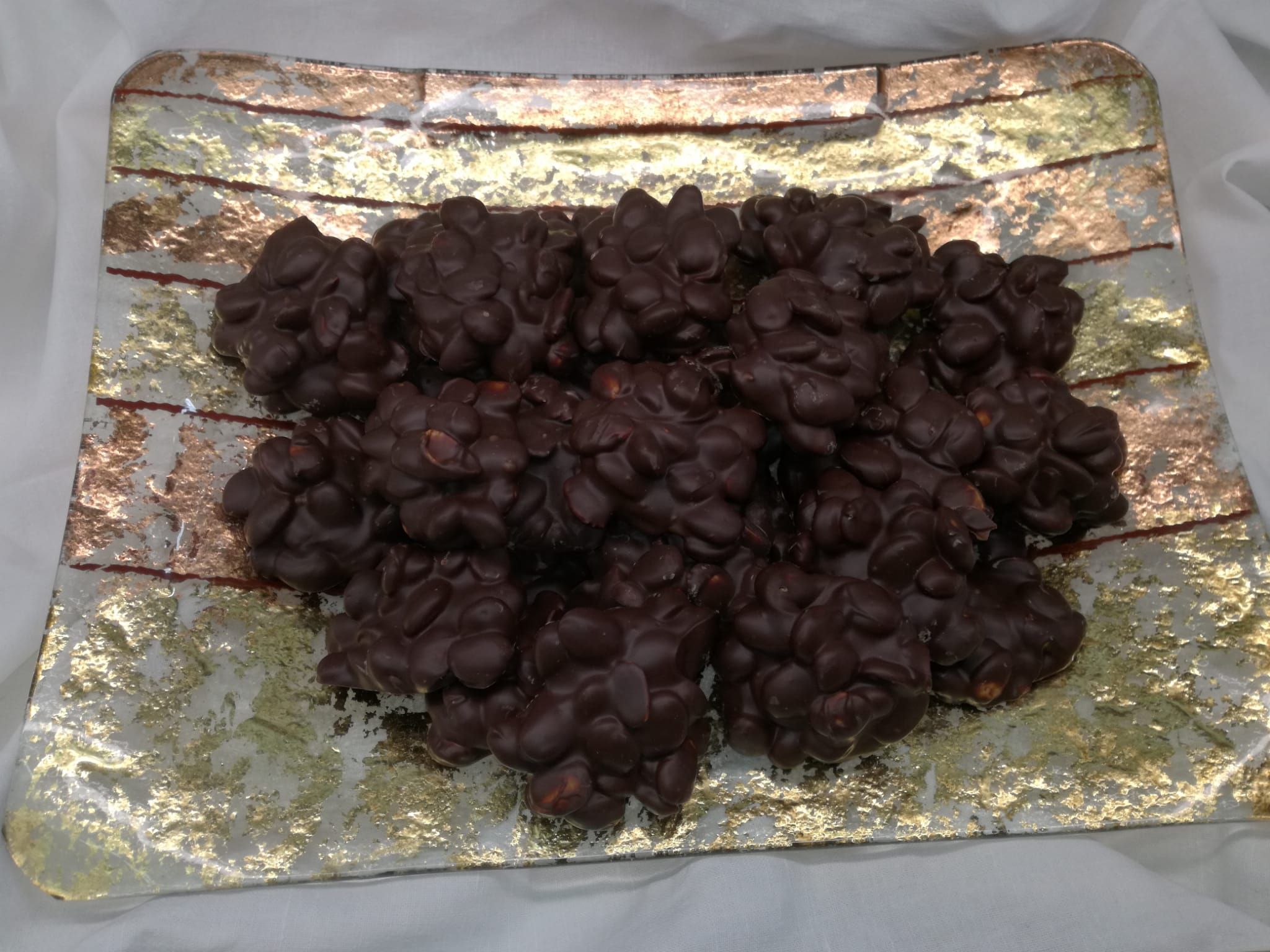 Bombones de chocolate negro