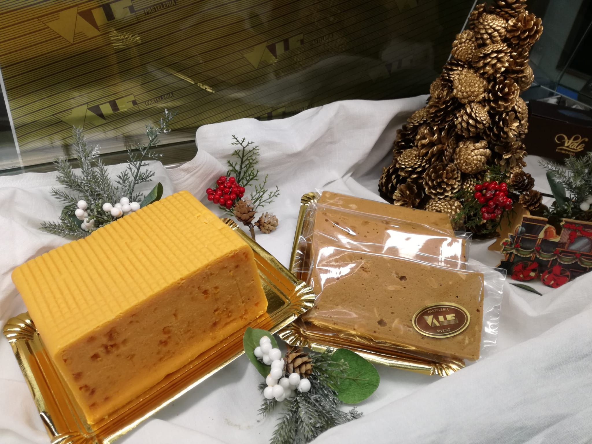 Turrones: Products de Vale Pastelería Turrones: Products de Vale Pastelería