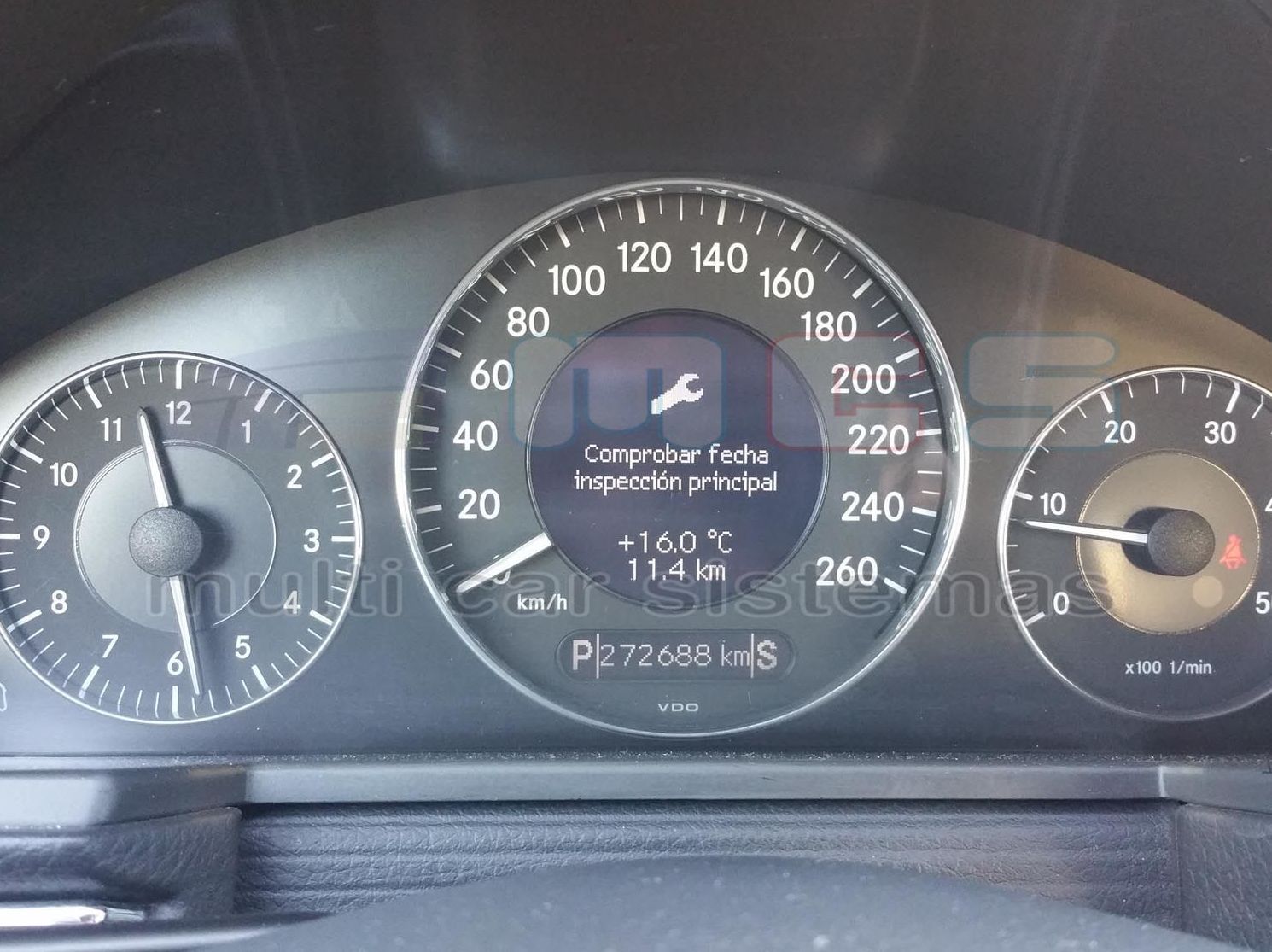 Comprobar fecha de inspección principal Mercedes Benz Comprobar fecha de inspección principal Mercedes Benz