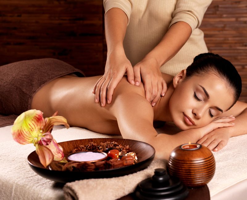 Aroma Ayurveda: Tratamientos de Aroma Thai Massage Spa Aroma Ayurveda: Tratamientos de Aroma Thai Massage Spa