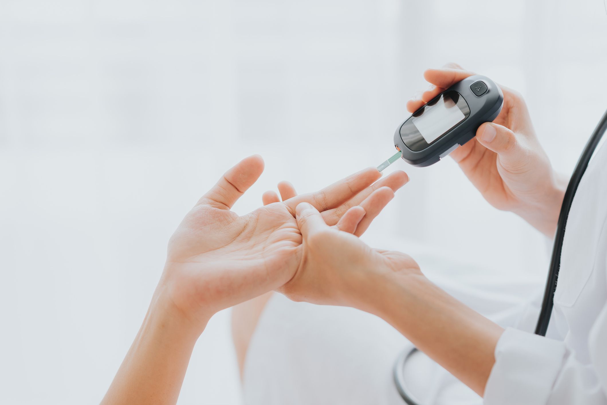 Determinación de glucosa y colesterol: Servicios de Farmacia Fernández Novoa Determinación de glucosa y colesterol: Servicios de Farmacia Fernández Novoa