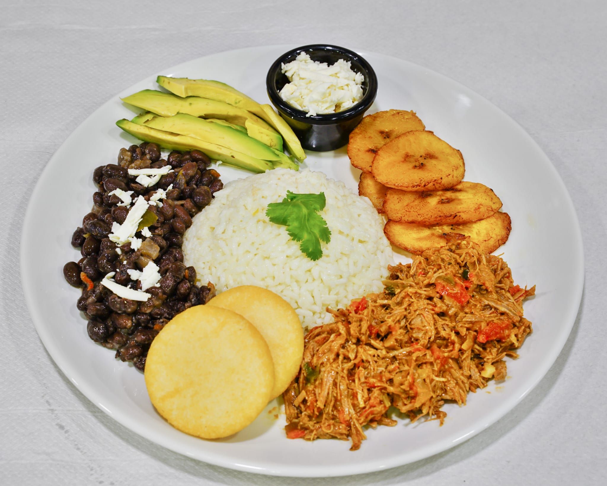Platos combinados: Carta de La Tertulia Venezuela Gastro - Café Bar Platos combinados: Carta de La Tertulia Venezuela Gastro - Café Bar