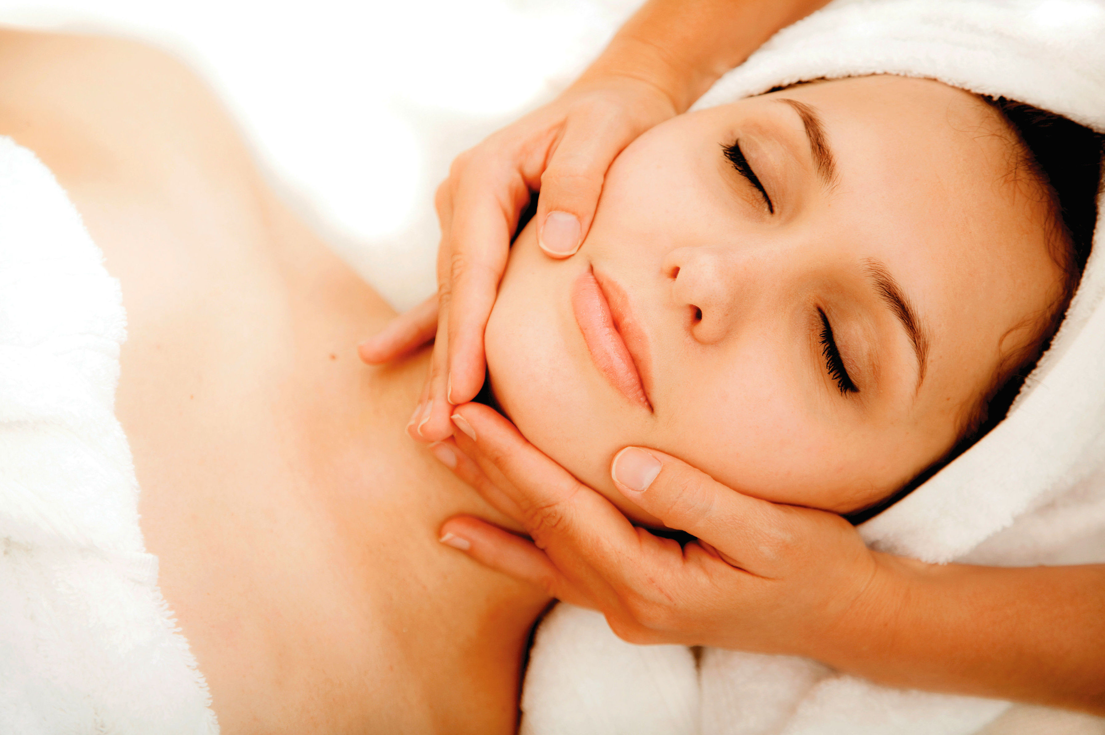 Cuidado Facial Ayurvédico Reafirmante, Alicante. Cuidado Facial Ayurvédico Reafirmante, Alicante.