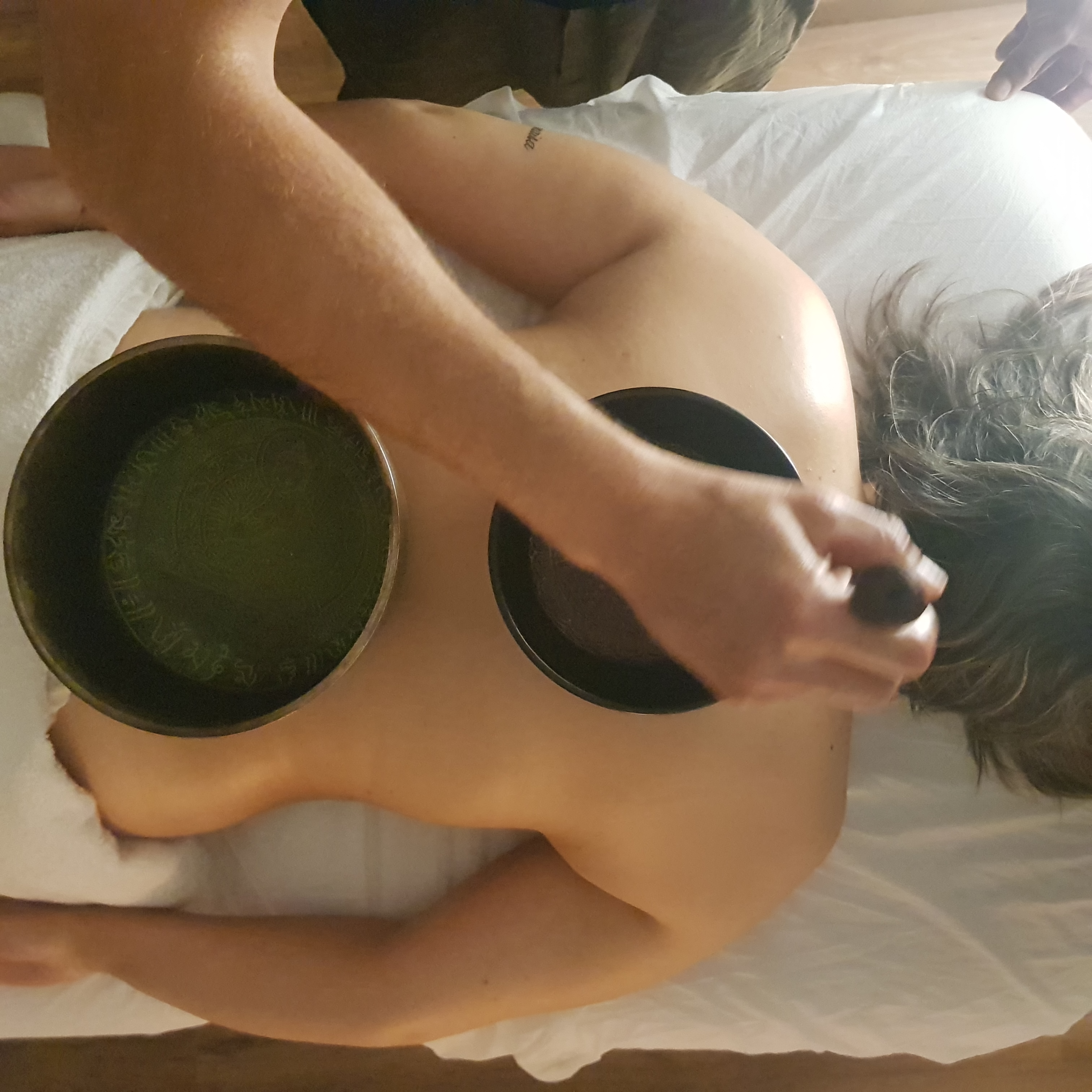 Masaje con cuencos tibetanos terapias alicante shambhala Masaje con cuencos tibetanos terapias alicante shambhala