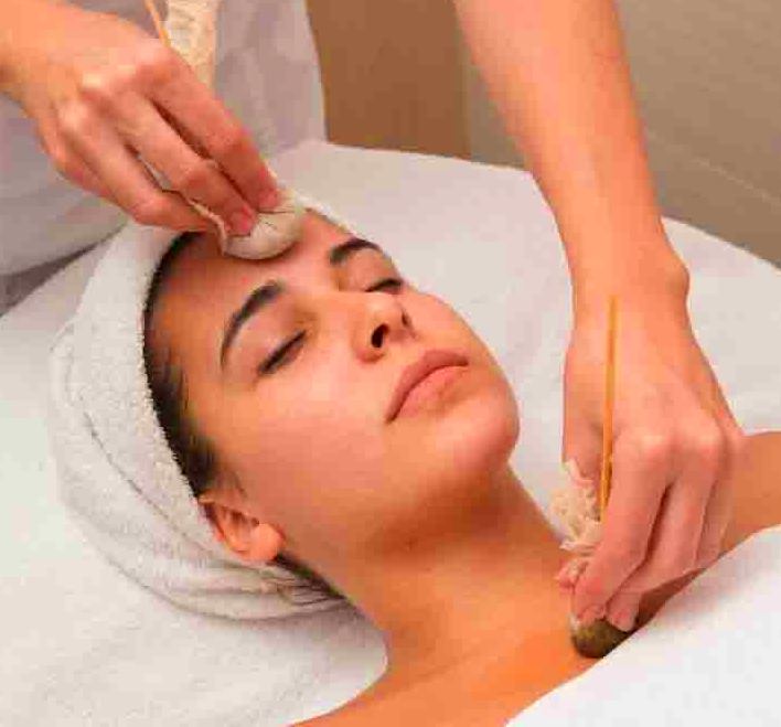 Tratamiento facial ayurvédico natural Kerala, Alicante Relajante Tratamiento facial ayurvédico natural Kerala, Alicante Relajante