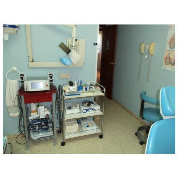 Blanqueamiento Dental: Especialidades de Clínicas Dental Máster RJ Alamillo Blanqueamiento Dental: Especialidades de Clínicas Dental Máster RJ Alamillo