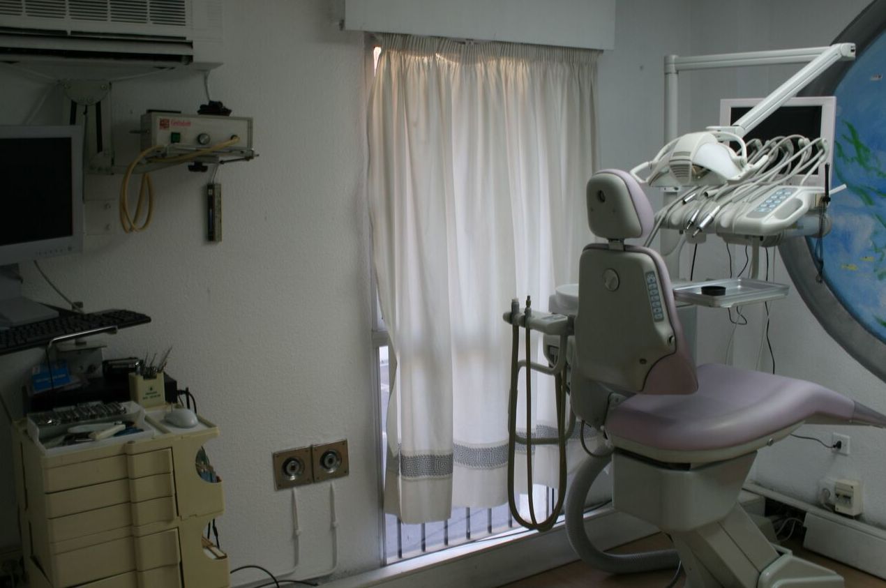 Snap-on-Smile: Especialidades de Clínicas Dental Máster RJ Alamillo Snap-on-Smile: Especialidades de Clínicas Dental Máster RJ Alamillo