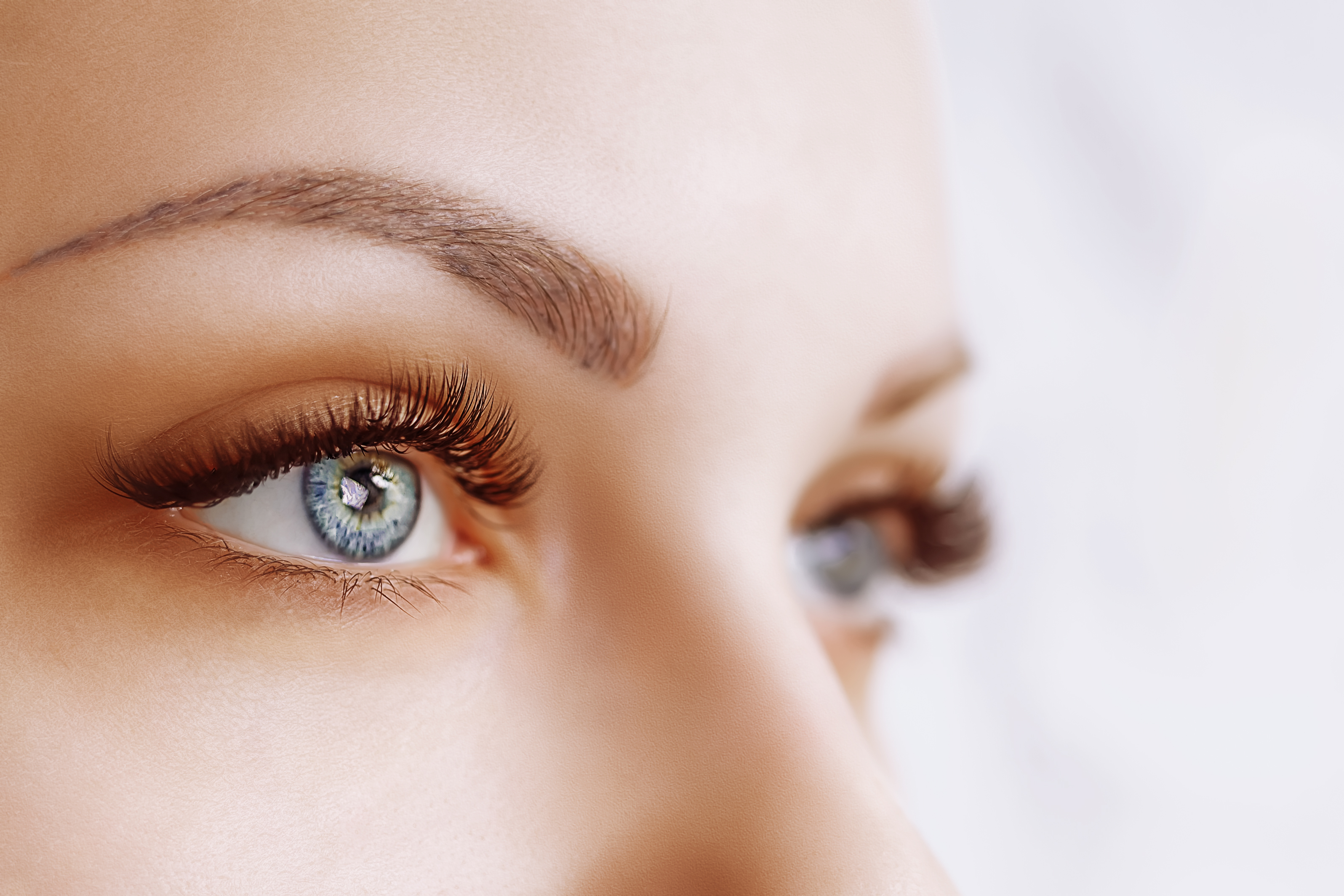 Laminado de cejas (cejas rebeldes): Tratamientos de Pies y Manos Laminado de cejas (cejas rebeldes): Tratamientos de Pies y Manos