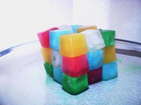 Cubito de hielo de color Cubito de hielo de color