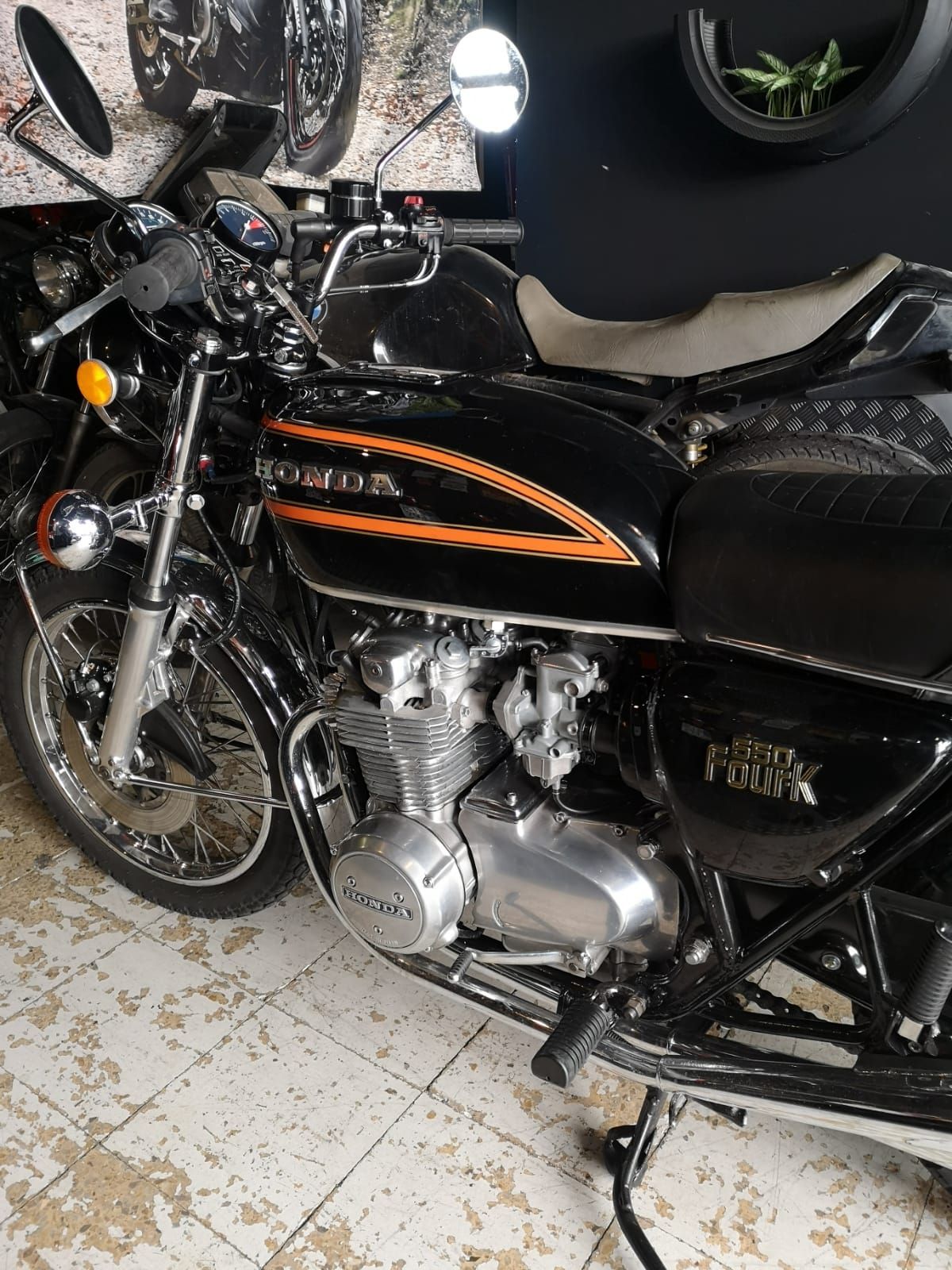 Reparación de motos clásicas: Taller de Motos y Venta de Gas Motorrad S.L. (Antiguo Electric Moto Andrés) Reparación de motos clásicas: Taller de Motos y Venta de Gas Motorrad S.L. (Antiguo Electric Moto Andrés)