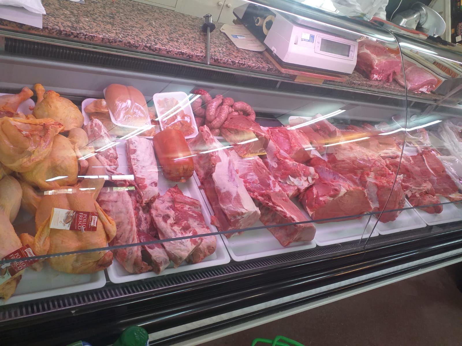 Venta de carne: Servicios de Supermercado Vilarchao Venta de carne: Servicios de Supermercado Vilarchao