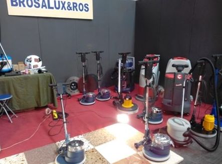 Aspiradoras: Productos y servicios de Brosalux & Ros Aspiradoras: Productos y servicios de Brosalux & Ros