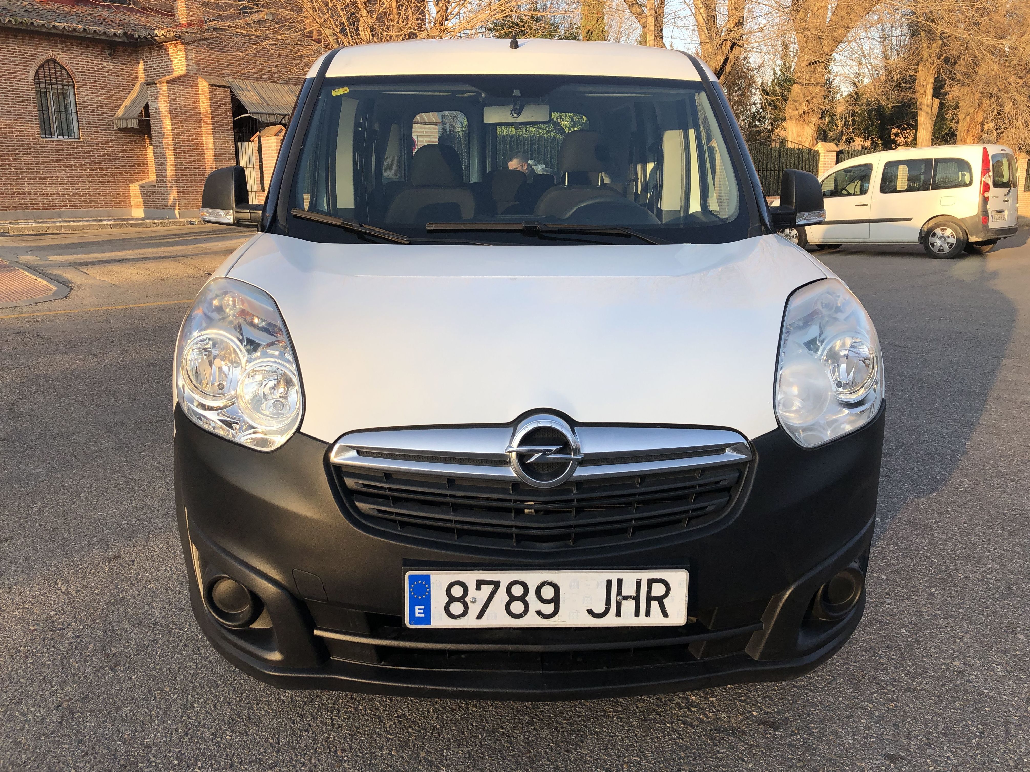 Opel Combo 1.3 CDTI 90 cv Expression: de M&C Cars Opel Combo 1.3 CDTI 90 cv Expression: de M&C Cars