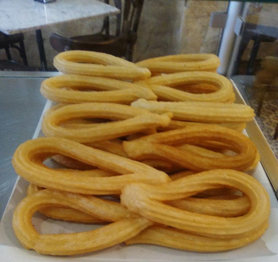 Cafetería: Servicios de Forn Pastisseria Tonet i Roseta Cafetería: Servicios de Forn Pastisseria Tonet i Roseta