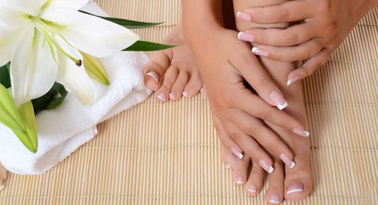 Manos y pies: Servicios y productos de Salón de Belleza Dafne Manos y pies: Servicios y productos de Salón de Belleza Dafne