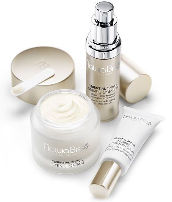 Essential Shock Intense Line: Servicios y productos de Salón de Belleza Dafne Essential Shock Intense Line: Servicios y productos de Salón de Belleza Dafne