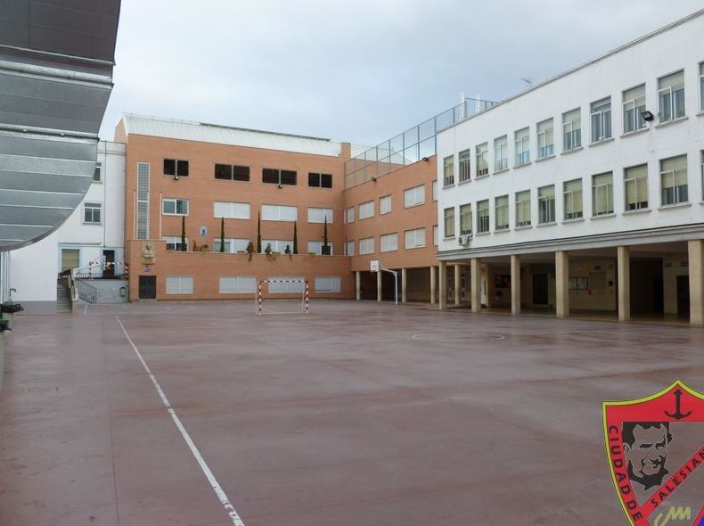 Patio del colegio 