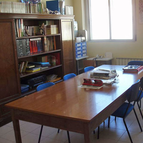 Bibilioteca: Servicios de Colegio Salesiano Ciudad de los Muchachos Bibilioteca: Servicios de Colegio Salesiano Ciudad de los Muchachos