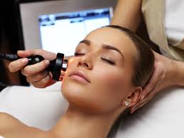 Radiofrecuenca Facial: Tratamientos de Eterna Belleza Radiofrecuenca Facial: Tratamientos de Eterna Belleza