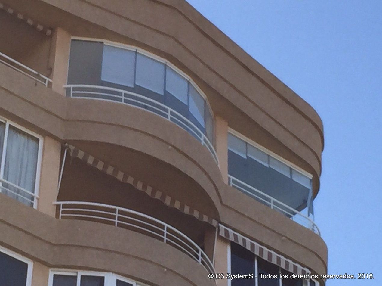 Modelo SUN - estor protector. Modelo SUN - estor protector.
